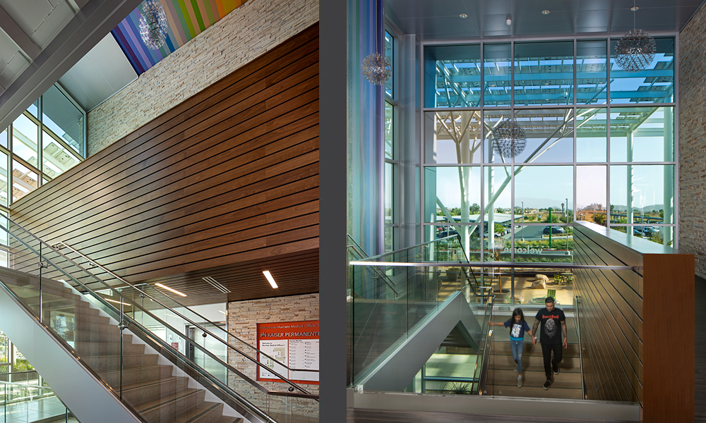<p>A grand “floating” stair sits above a base of rock cobble that originates in the courtyard and extends below the landing emphasizing the interior/exterior connection.</p>
