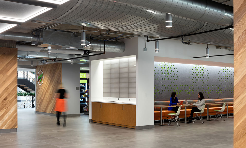 <p>The main Recharge Café is a central food service venue, designed for various food vendors, a built-in micro market. It is a social hub on the inside with access to exterior terrace and gardens design for small and large gatherings.</p>
