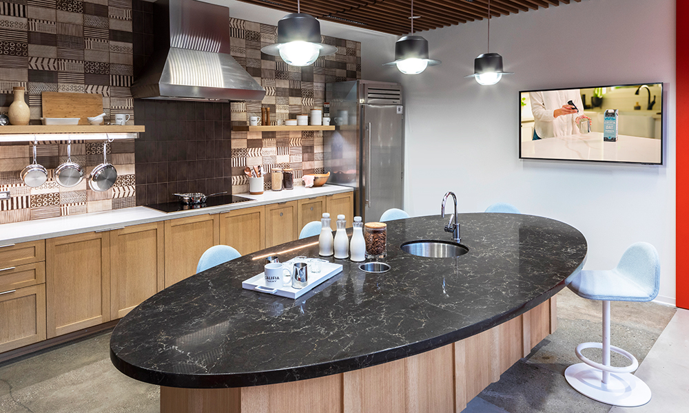 <p>A multi-functional tasting kitchen serves as R&D space for product testing and conferencing with manufacturing facilities, yet also offers team building opportunities for all to prepare meals together.</p>
