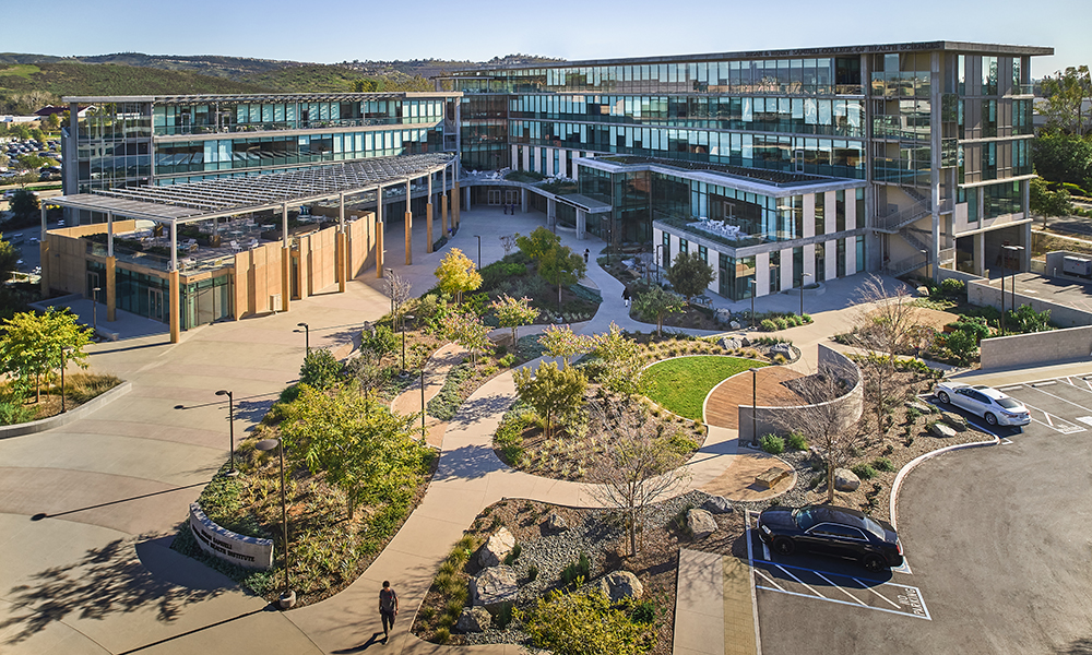 <p>Envisioned as a truly interdisciplinary facility, designed around principles of integrative health, this facility is filled with daylight, nature, and meandering walking paths to foster an atmosphere of whole person wellness.</p>
