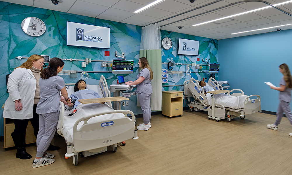 <p>Patient bed simulation suites replicate real-world clinical settings, from inpatient hospital rooms to outpatient exam spaces, giving students hands-on experience with patient care in a controlled, high-fidelity environment.</p>
