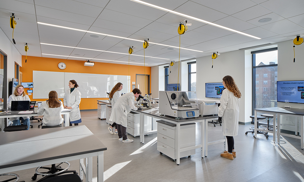 <p>Flexible teaching labs support active, team-based learning with access to modern equipment, writable surfaces, and technology that prepares students for real-world clinical environments.</p>
